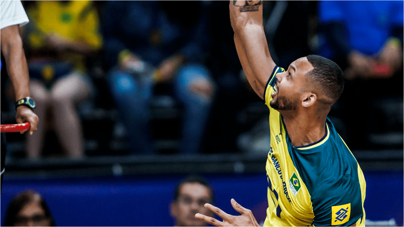 Alan, oposto da Seleção Brasileira e do Shizuoka, do Japão (foto: Divulgação/FIVB)