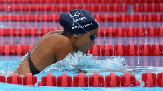 Ana Carolina Vieira, nadadora brasileira (foto: Satiro Sodré/SSPress/CBDA)