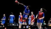 Jogadoras da Seleção Brasileira feminina de handebol em treinamento para Olimpíada de Paris 2024 (foto: Alexandre Loureiro/COB)