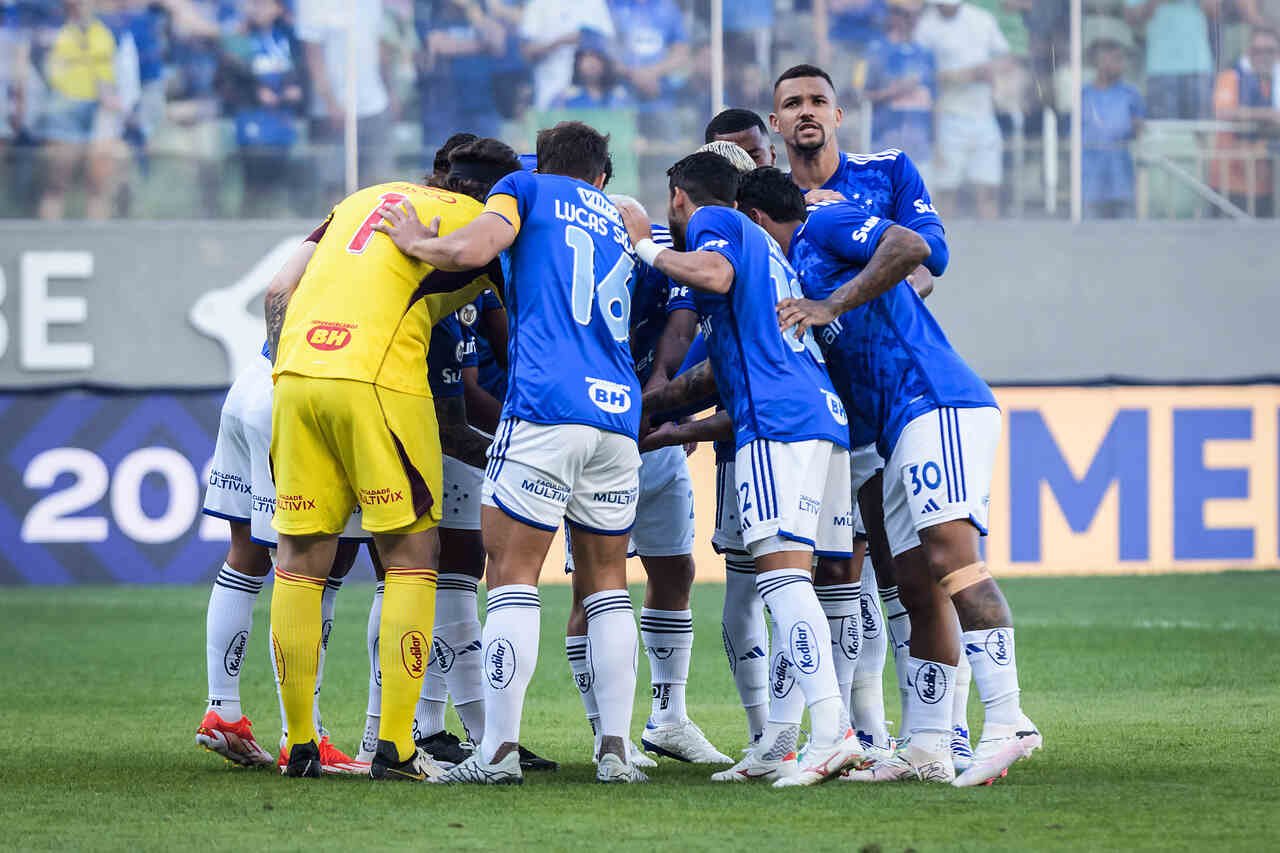 Cruzeiro está no G-6 do Campeonato Brasileiro (foto: Gustavo Aleixo/Cruzeiro)