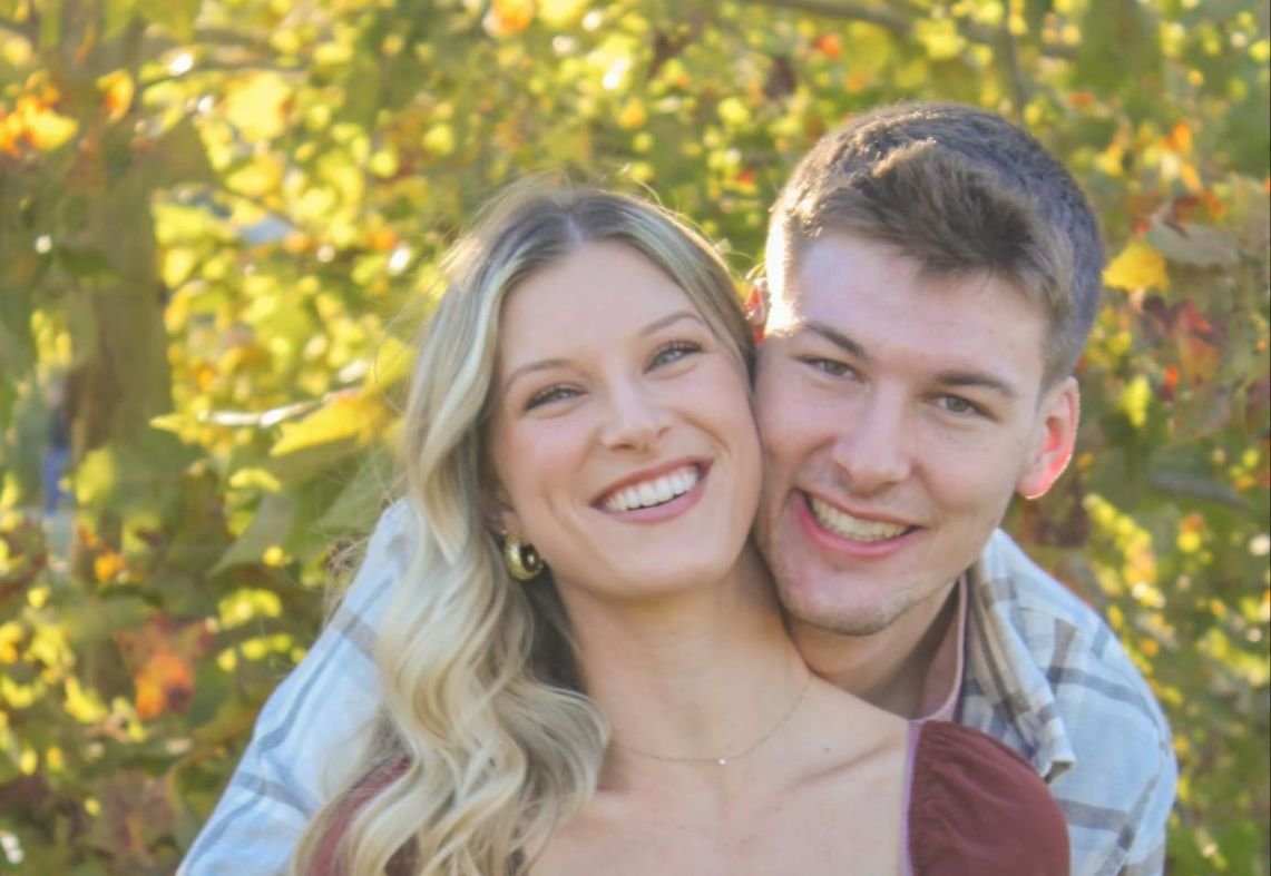 Kyle Filipowski, promessa da NBA, e namorada (foto: Redes sociais/Reprodução)