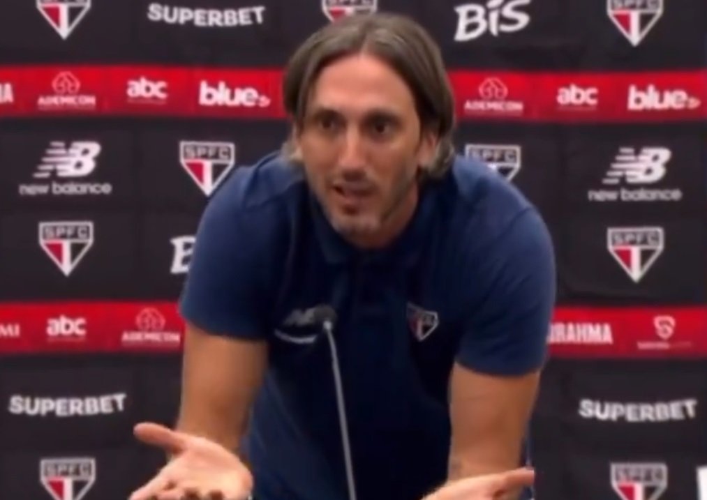 Técnico do São Paulo (foto: Reprodução/Rede Social X)