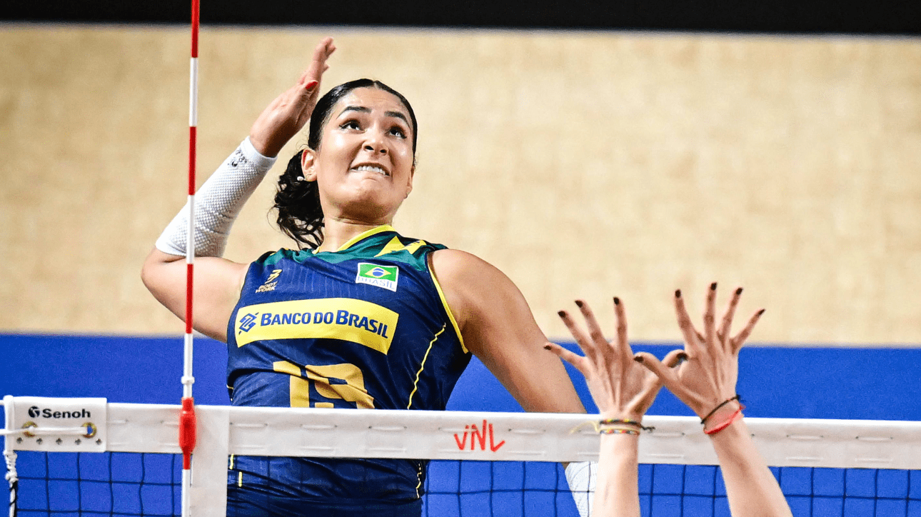 Tainara, oposta da Seleção Brasileira e do Shangai-CHI (foto: Divulgação/FIVB)