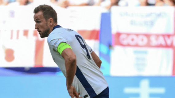 Harry Kane, atacante da Inglaterra (foto: Alberto Pizzoli/AFP)