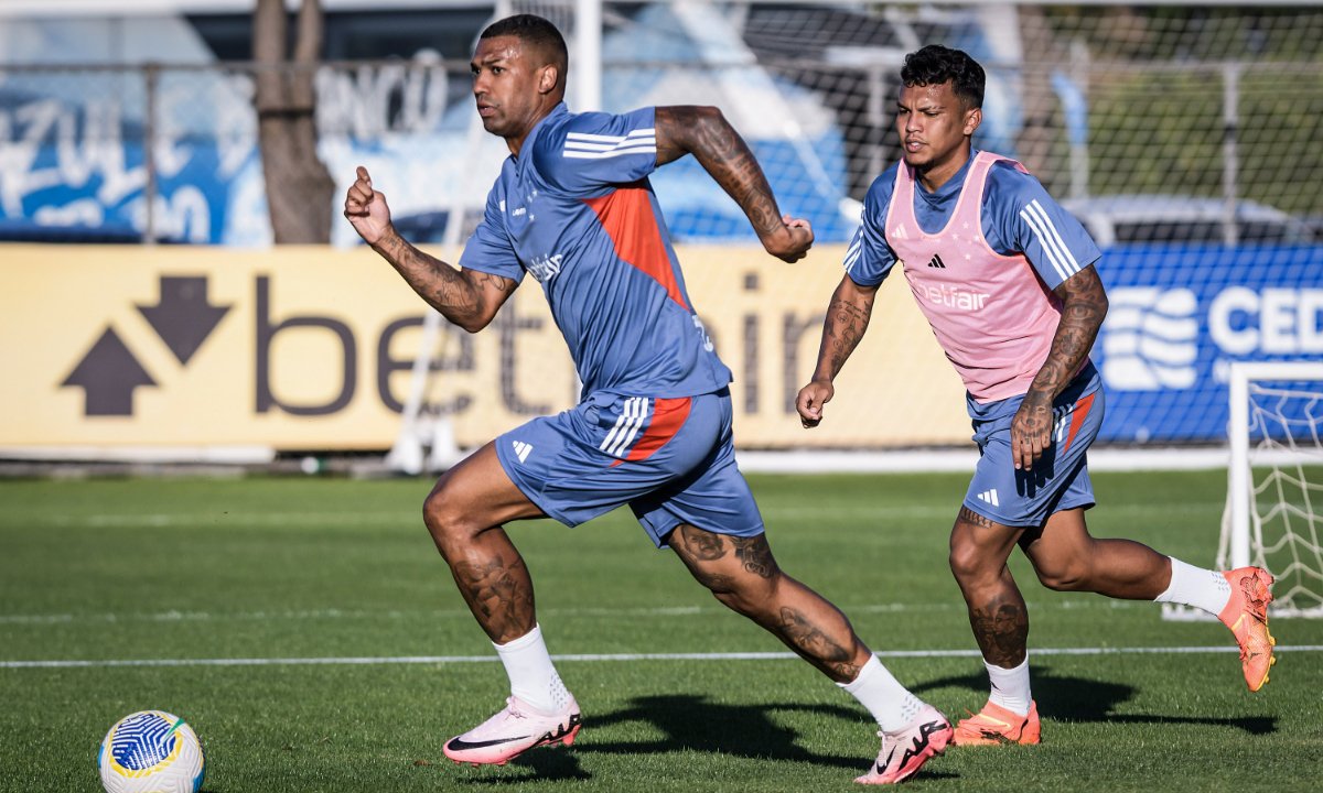 Walace em treino do Cruzeiro (foto: Gustavo Aleixo/Cruzeiro)