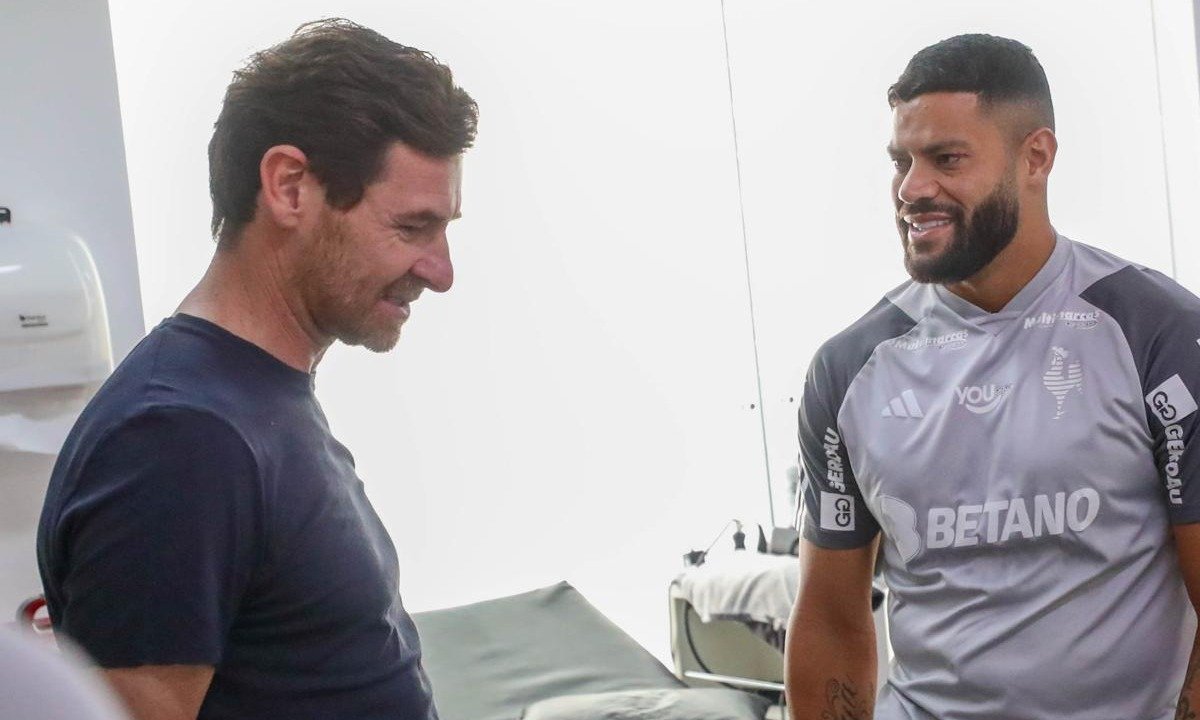 Hulk e Villas-Boas no CT do galo (foto: Divulgação/Atlético)