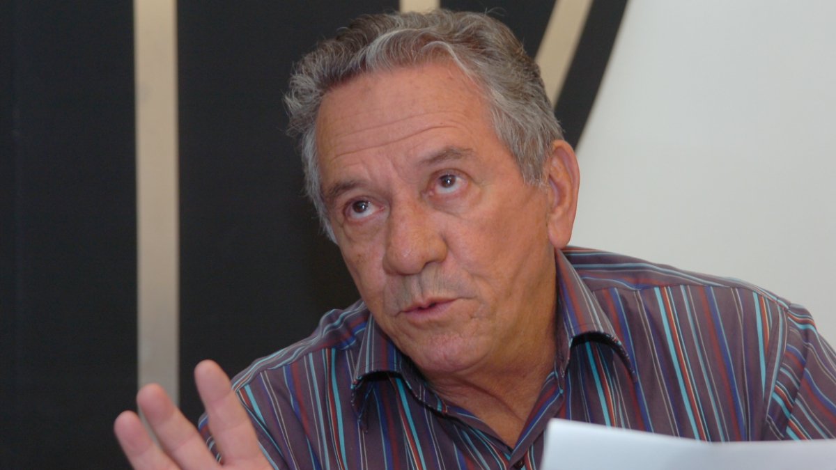 Afonso Paulino em entrevista coletiva na sede do Atlético em 2008 (foto: Beto Novaes/EM/D.A Press)