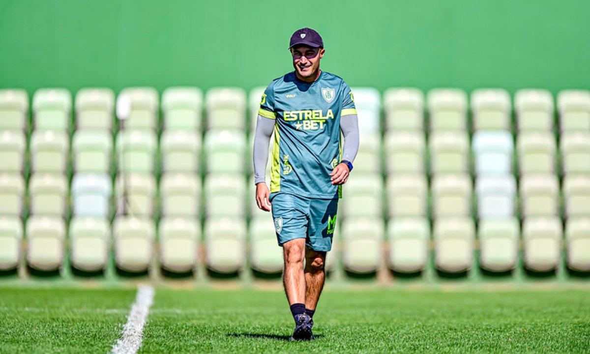 Cauan (foto: Mourão Panda/América)