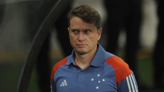 Fernando Seabra, treinador do Cruzeiro (foto: Alexandre Guzanshe/EM/DA Press)