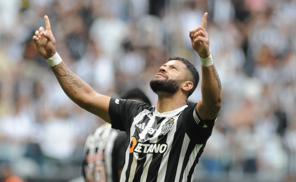 Com dois gols diante do Vasco, Hulk chegou a 108 tentos com a camisa do Atlético (foto: Alexandre Guzanshe/EM/D.A Press)