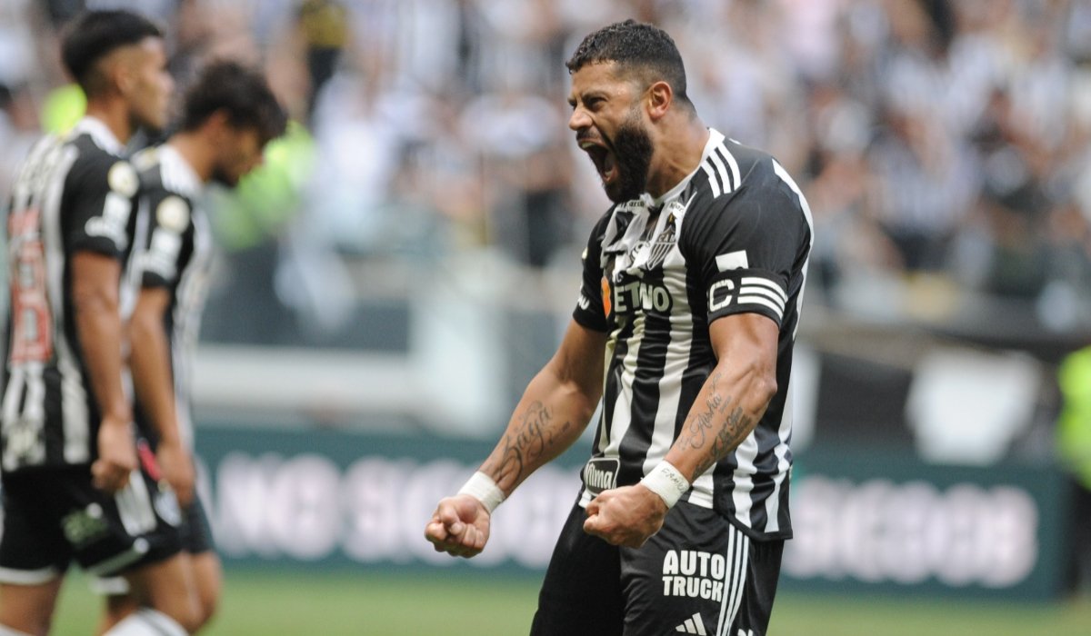 Hulk comemorando gol (foto: Alexandre Guzanshe / EM / D.A Press)