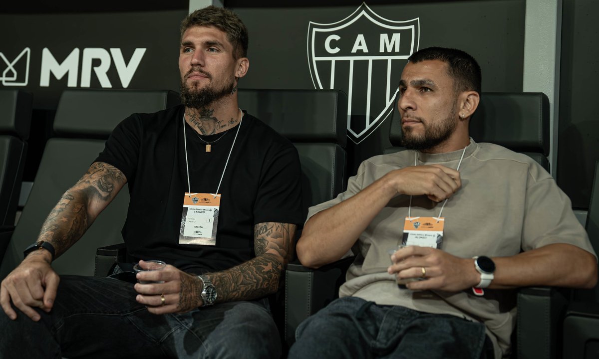 Lyanco e Alonso em jogo do Atlético na Arena MRV (foto: Pedro Souza/Atlético)