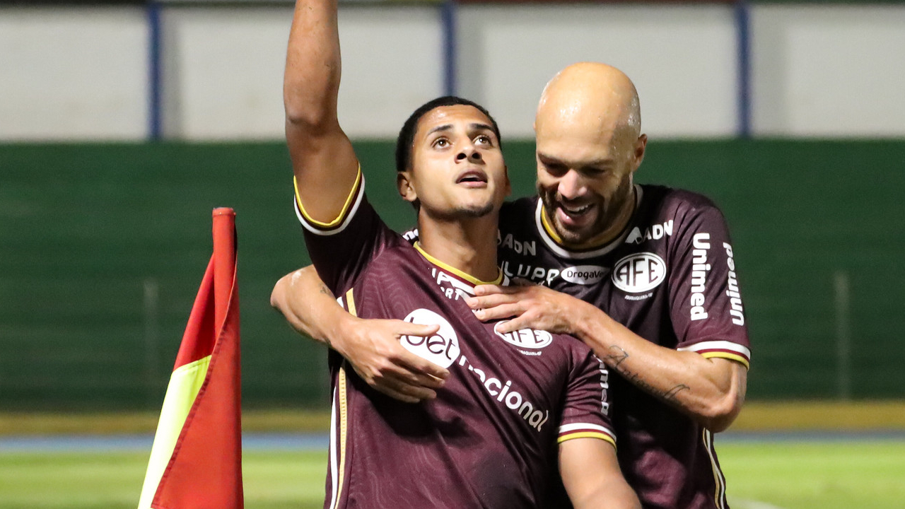 Fernando está emprestado pelo Cruzeiro à Ferroviária - (foto: Carolina Borges/Ferroviária)