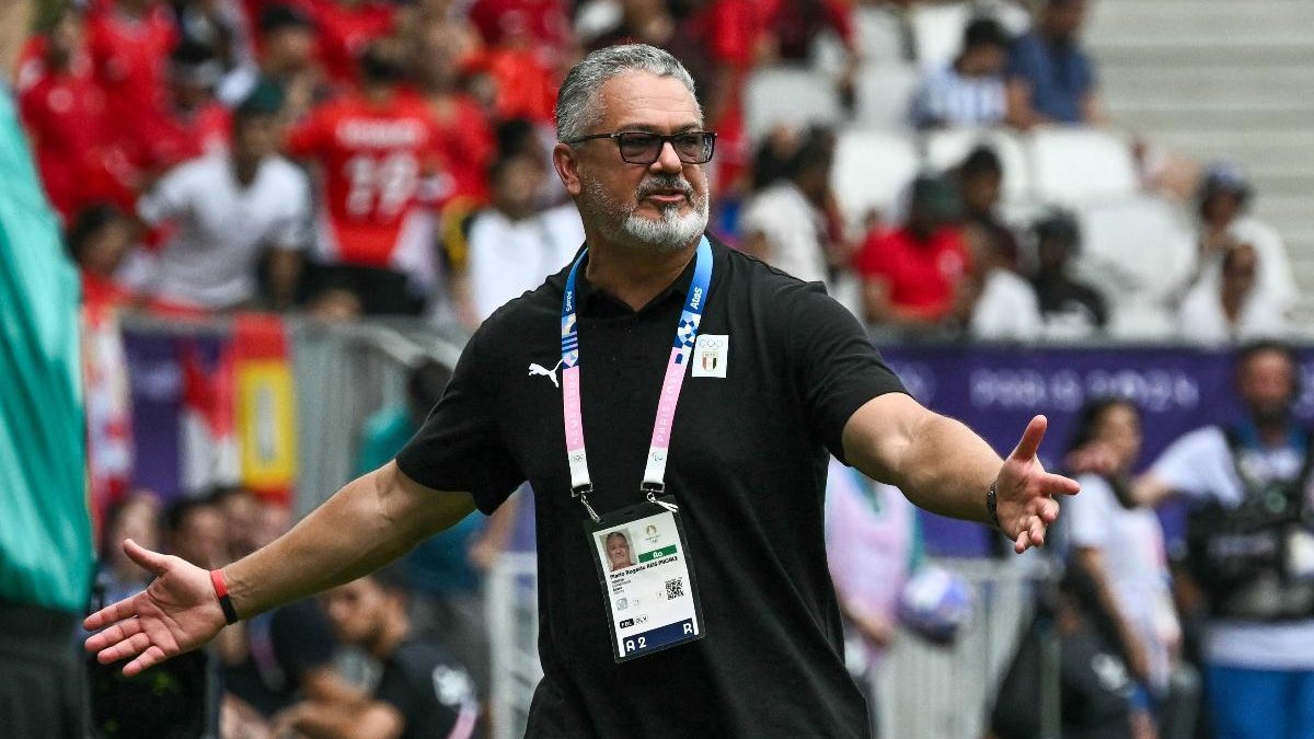 Rogério Micale comanda a Seleção do Egito na Olimpíada de Paris 2024 (foto: PHILIPPE LOPEZ/AFP)