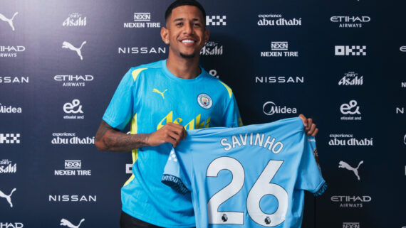 Savinho foi anunciado pelo City nesta quinta-feira (foto: Divulgação/City)