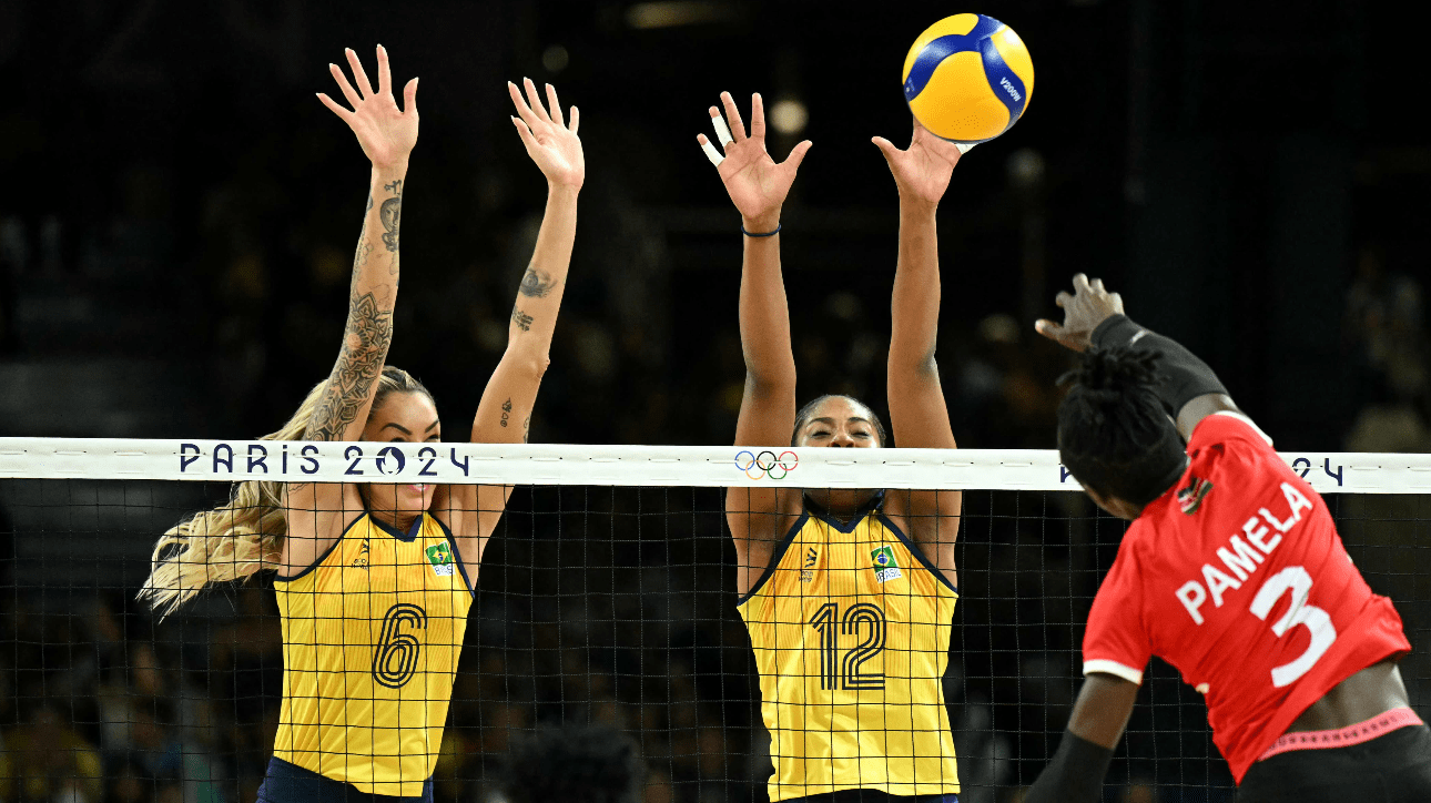 Jogadoras de vôlei da Seleção Brasileira Feminina (foto: Natalia Kolesnikova/AFP)