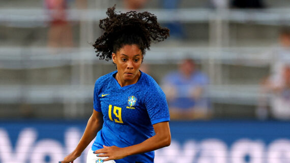 Yasmim, jogadora da Seleção Brasileira (foto: AFP)