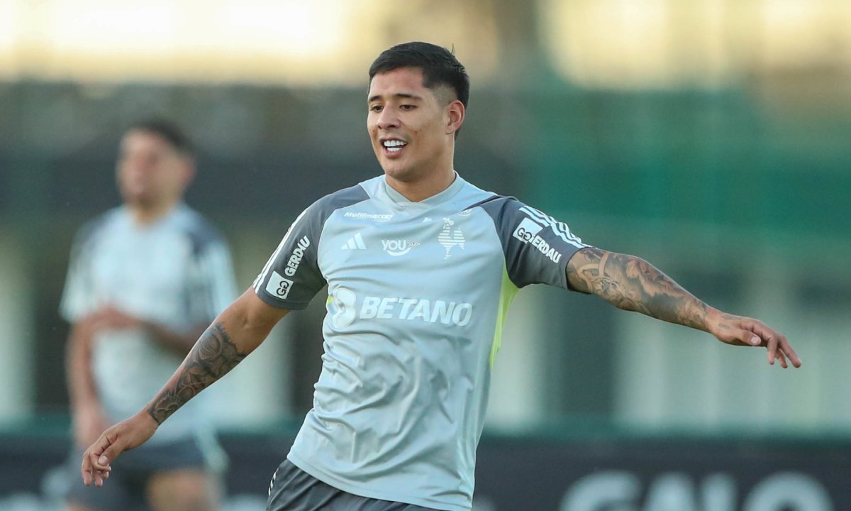 Zaracho em treino do Atlético na Cidade do Galo (foto: Paulo Henrique França/Atlético)