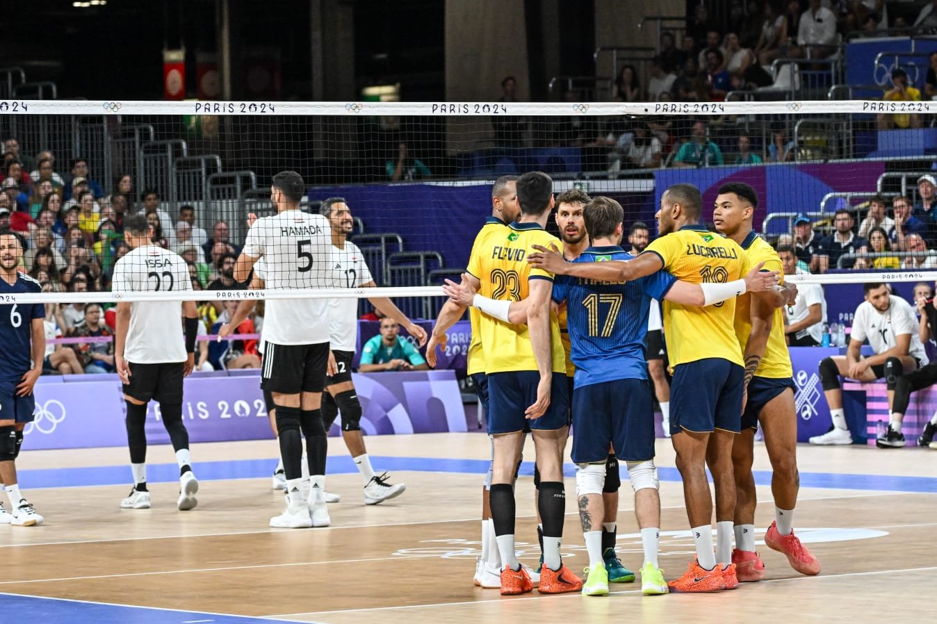 Jogadores do Brasil reunidos (foto: Leandro Couri/EM/D.A Press)
