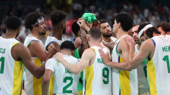 Equipe da Seleção Brasileira Masculina de Basquete (foto: Thomas COEX / AFP)