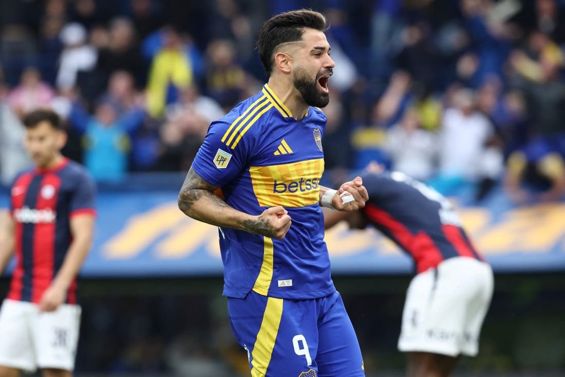 Milton Giménez comemora gol diante do San Lorenzo (foto: ALEJANDRO PAGNI / AFP)