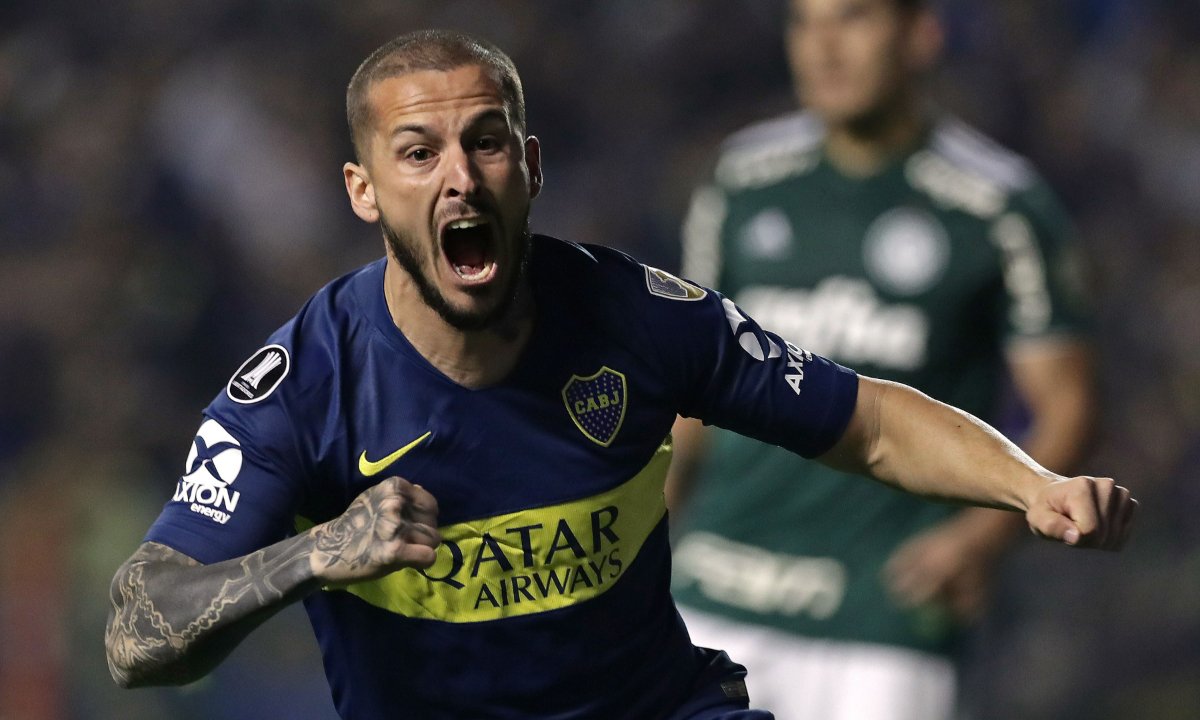 Darío Benedetto em jogo contra o Palmeiras (foto: ALEJANDRO PAGNI/AFP)