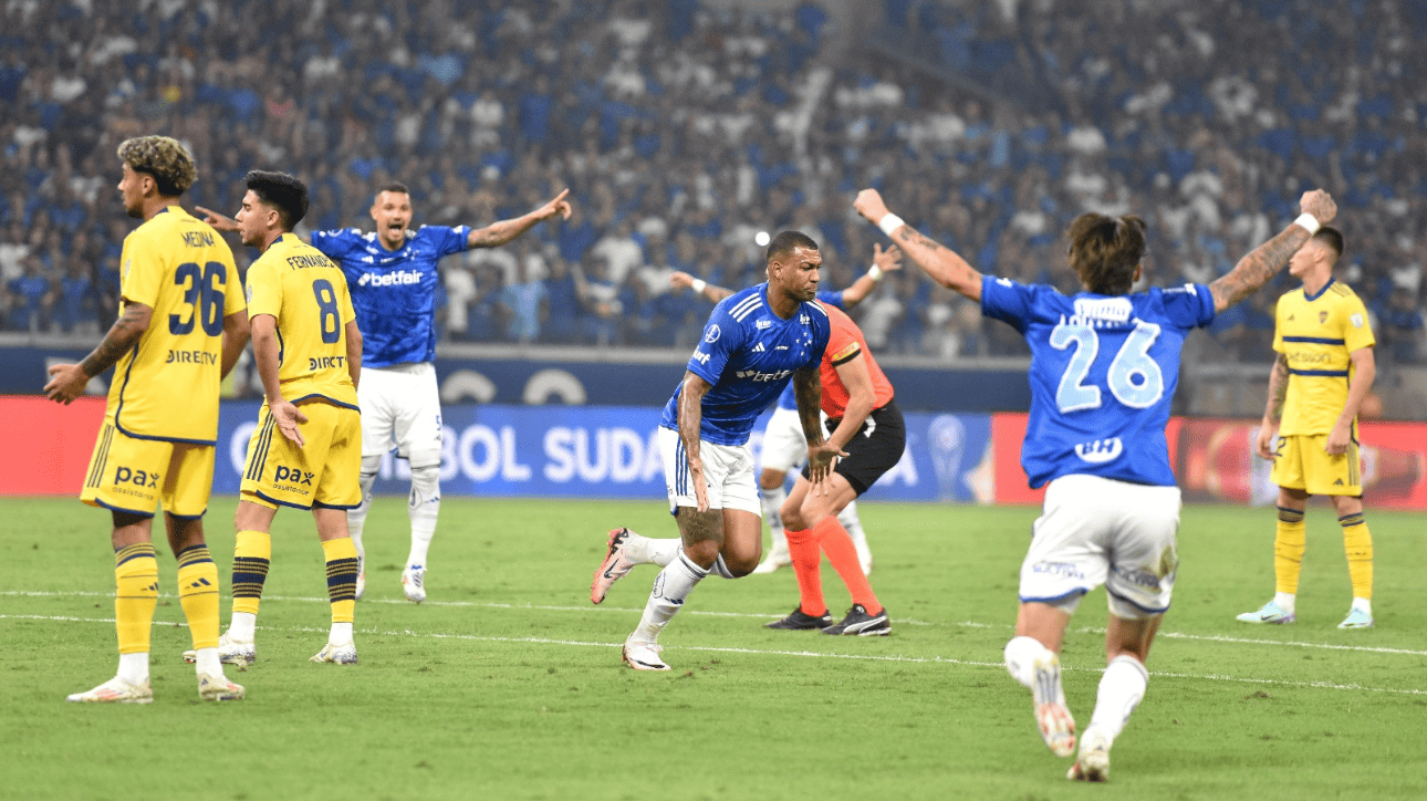 Cruzeiro vence Boca Juniors nos pênaltis e avança às quartas da Sul-Americana