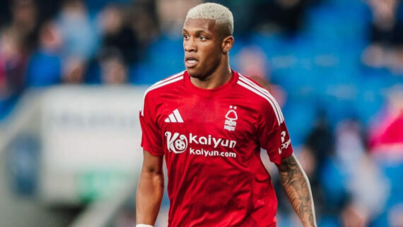 Daniel sofreu lesão em jogo do Nottingham Forest (foto: Reprodução)