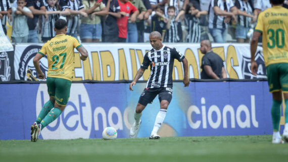 Atlético e Cuiabá em jogo do Brasileiro (foto: Pedro Souza/Atlético)