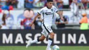 Thiago Almada em campo pelo Botafogo (foto: Vítor Silva/Botafogo)