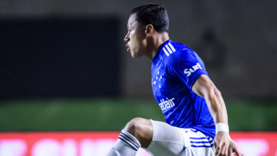 Marlon em jogo contra o Fortaleza (foto: Gustavo Aleixo/Cruzeiro)