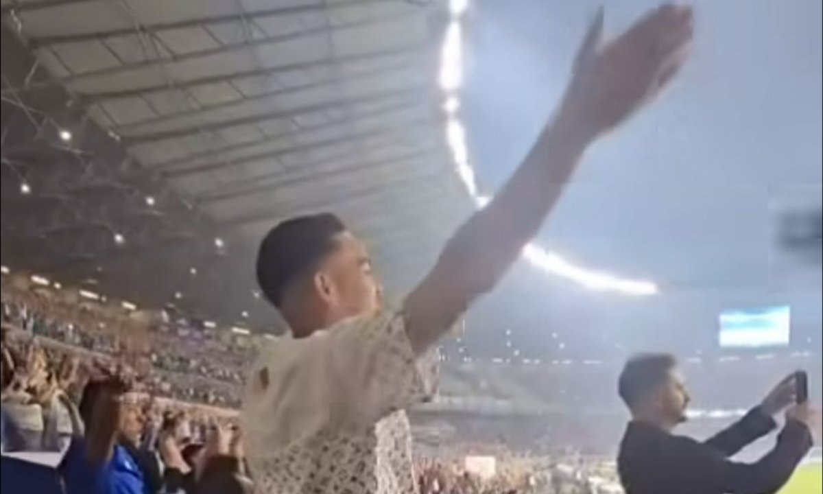 Fabrízio Peralta em jogo do Cruzeiro no Mineirão (foto: Reprodução/Instagram)