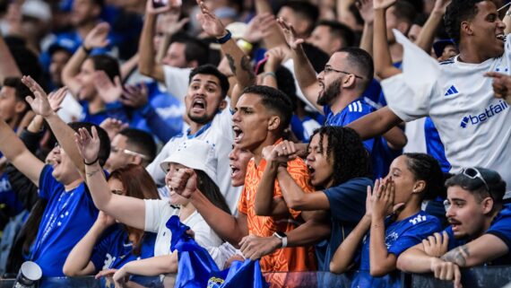 Torcida do Cruzeiro no Mineirão (foto: Gustavo Aleixo/Cruzeiro)