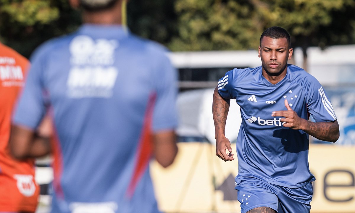 Walace em treino do Cruzeiro (foto: Gustavo Aleixo/Cruzeiro)