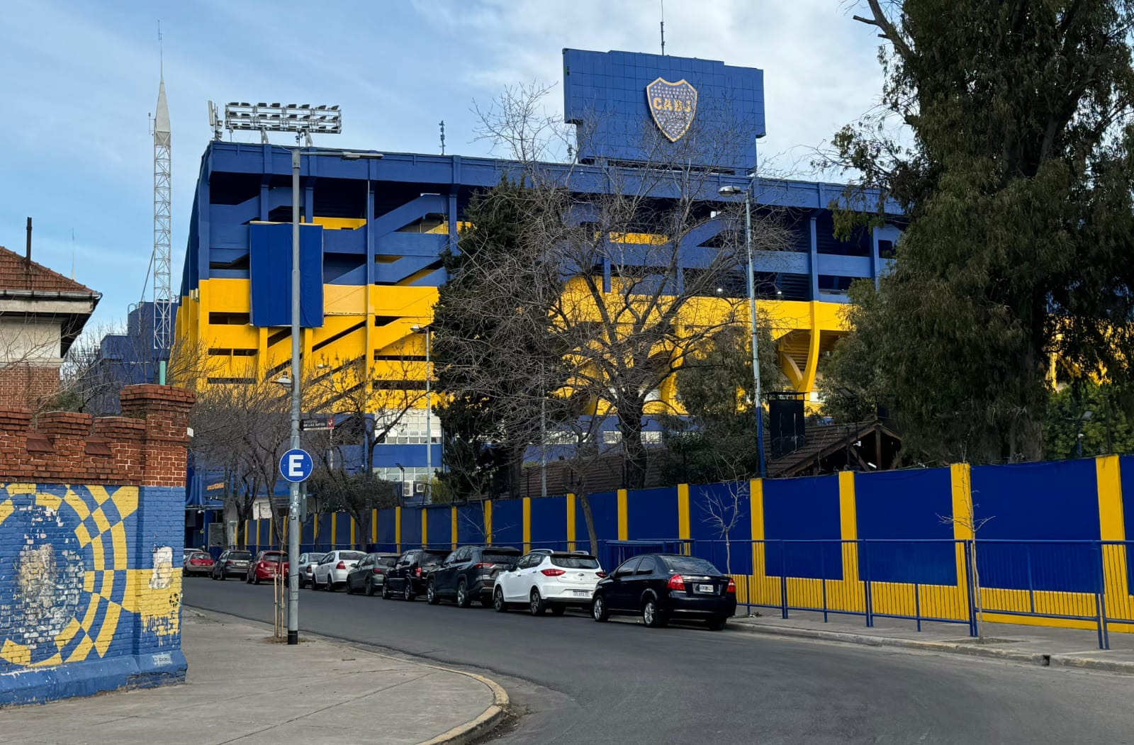 La Bombonera, do Boca Juniors, comporta 49 mil espectadores