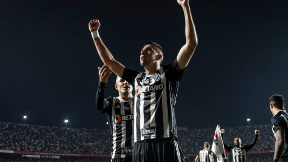 Battaglia comemora gol pelo Atlético diante do São Paulo pela Copa do Brasil (foto: Pedro Souza/Atlético)