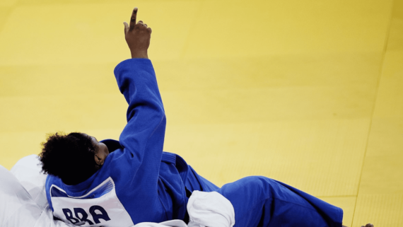 Bia Souza, judoca do Brasil (foto: Alexandre Loureiro/COB)