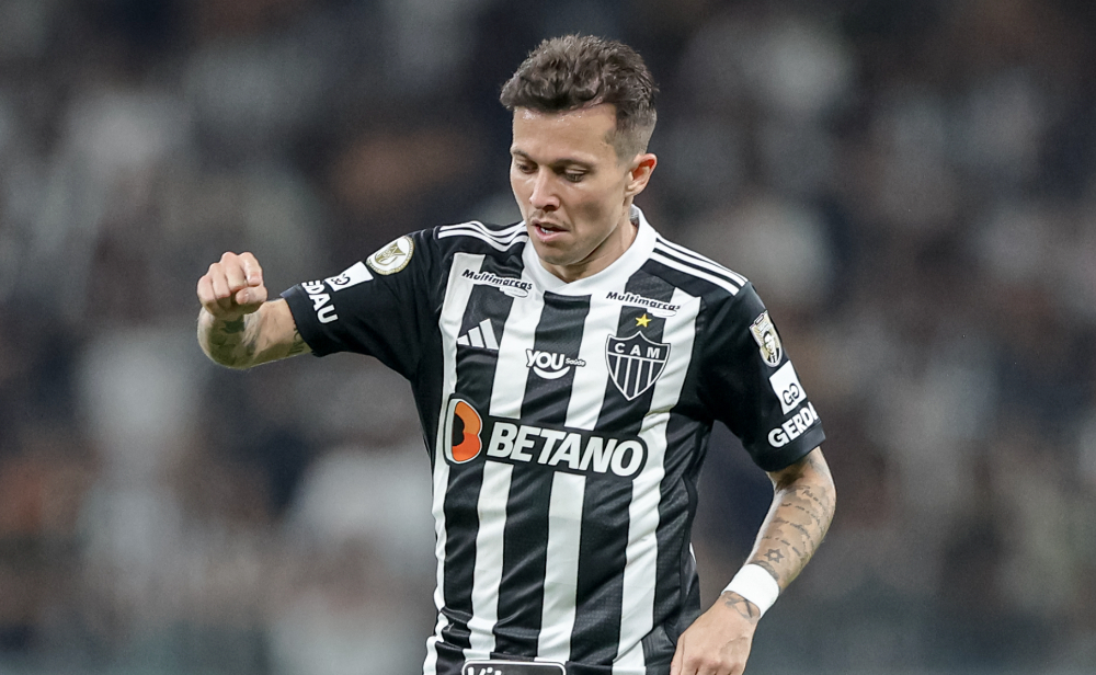 Bernard em ação pelo Atlético no Mineirão, diante do Fluminense - (foto: Pedro Souza/Atlético)