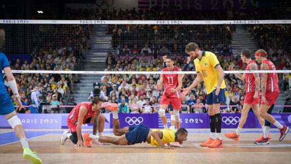 Brasil perdeu para os EUA no vôlei masculino (foto: Leandro Couri/EM/D.A Press)