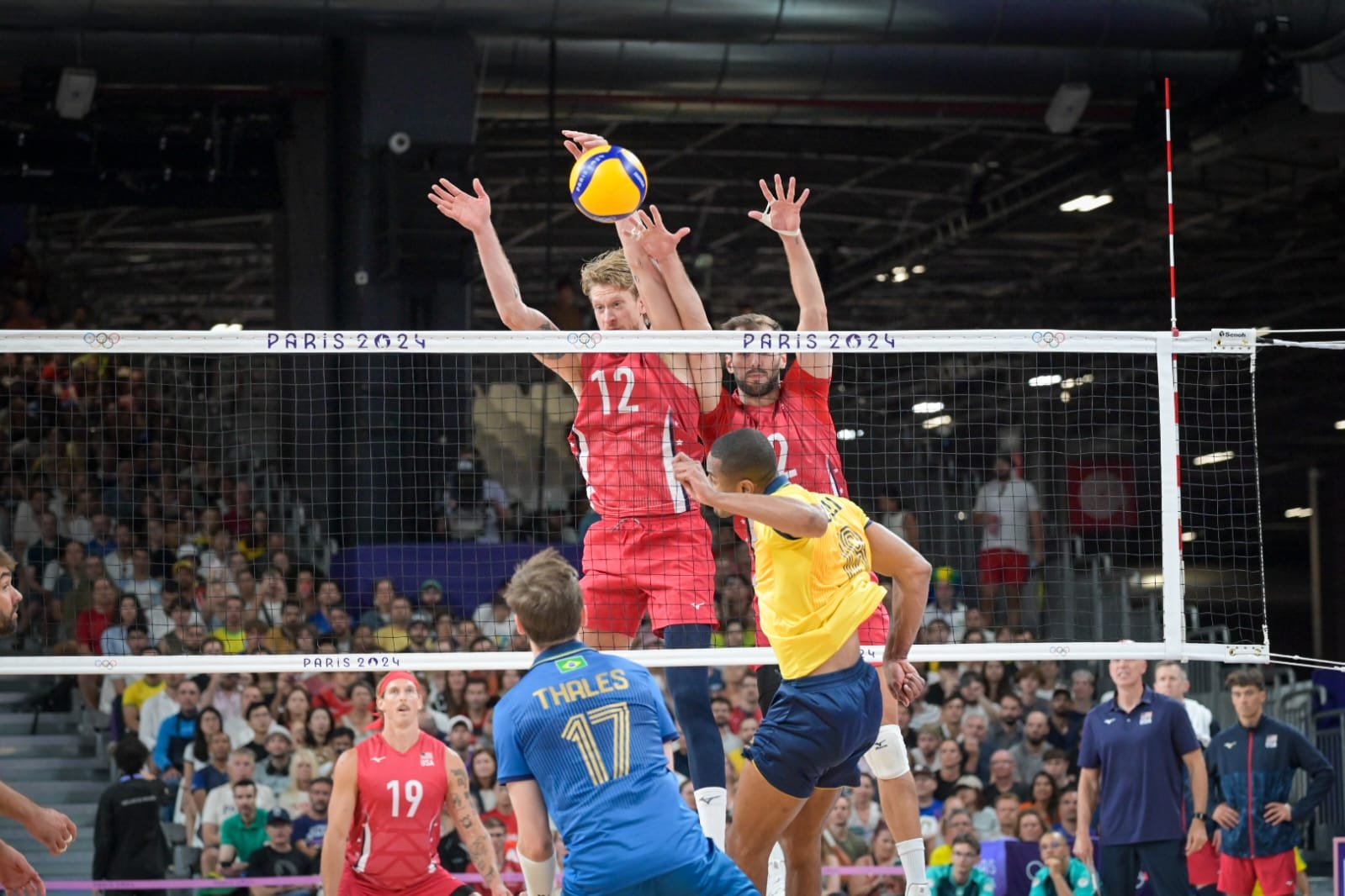 Ataque do Brasil e bloqueio dos EUA (foto: Leandro Couri/EM/D.A Press)