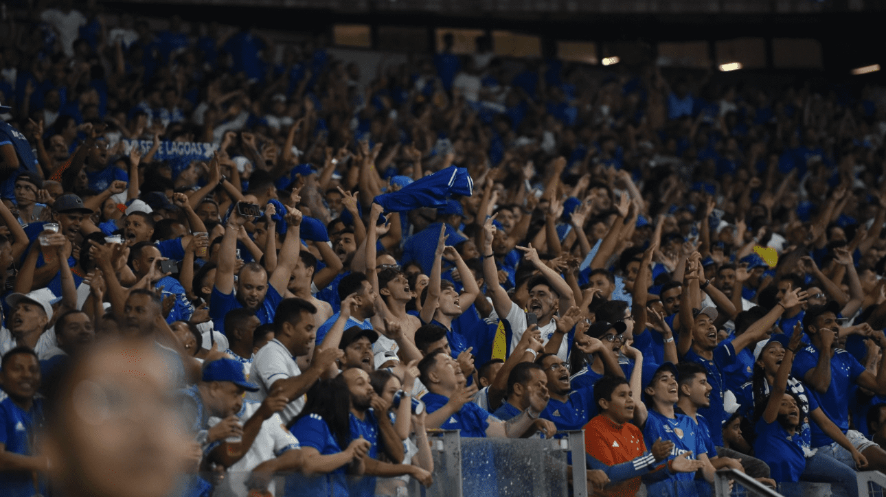 Torcedores do Cruzeiro no Mineirão contra Boca Juniors