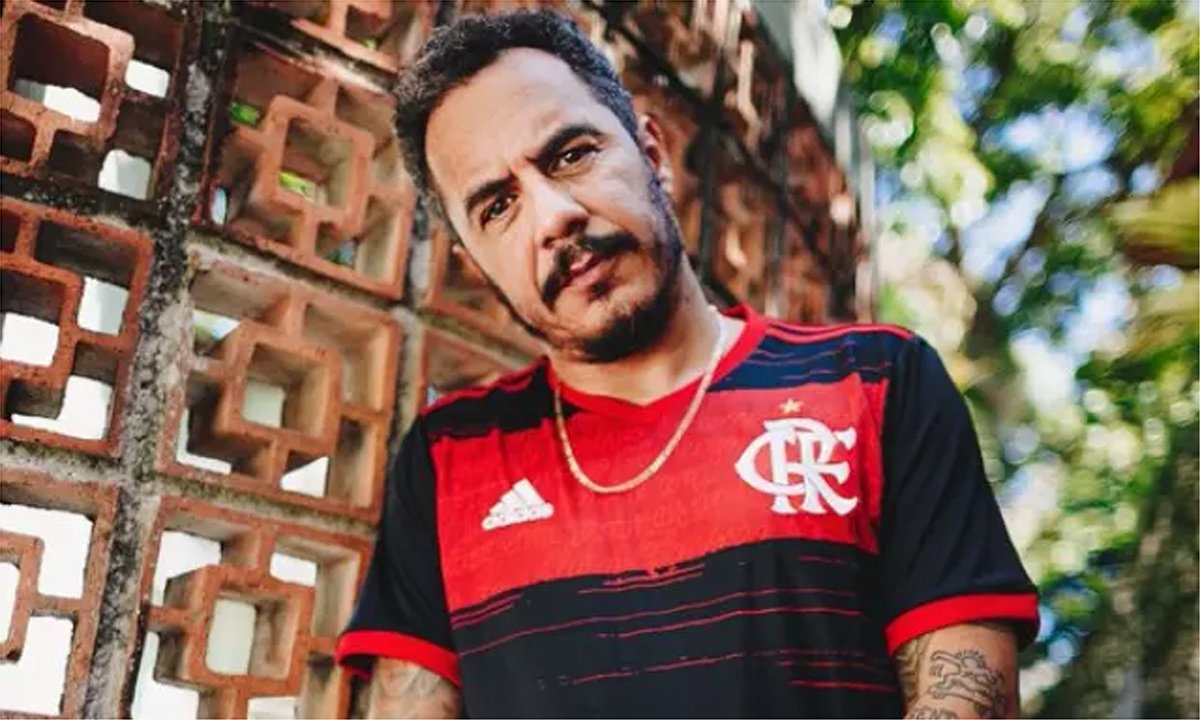 Marcelo D2 é torcedor fanático do Flamengo (foto: Reprodução/Marcelo D2)