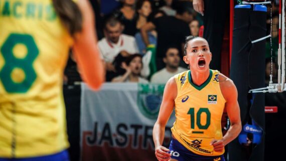 Gabi, camisa 10 da Seleção Brasileira (foto: FIVB/Divulgação)