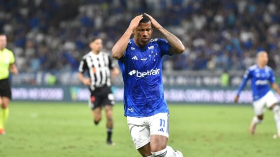 Arthur Gomes, jogador do Cruzeiro (foto: Ramon Lisboa/EM/DA Press)