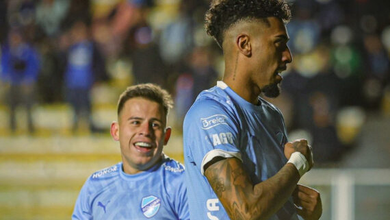Fábio Gomes comemora primeiro gol pelo Bolívar (foto: Reprodução/Instagram/Bolívar)