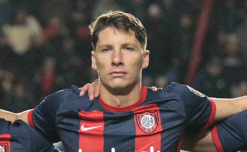 Gastón Campi, zagueiro titular do San Lorenzo (foto: Juan Mabromata/AFP)