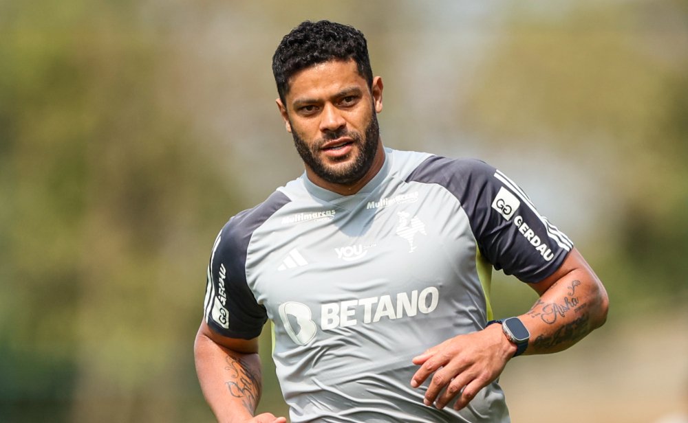 Hulk durante treinamento do Atlético na Cidade do Galo (26/8) (foto: Paulo Henrique França/Atlético)
