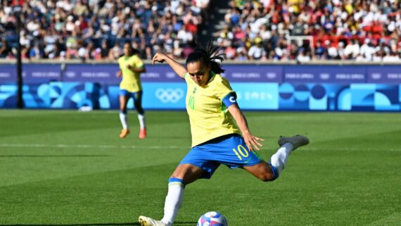 Marta em ação na final entre Brasil e EUA (foto: Leandro Couri/EM/D.A Press)