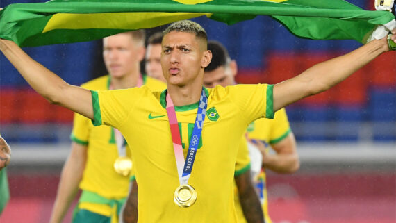 Richarlison foi o artilheiro do Brasil nos Jogos Olímpicos de Tóquio em 2020 (foto: TIZIANA FABI/AFP)