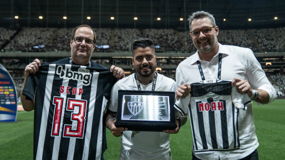 Diogo Kotscho, Thiago Scap e Léo Barbosa na Arena MRV (foto: Pedro Souza/Atlético)